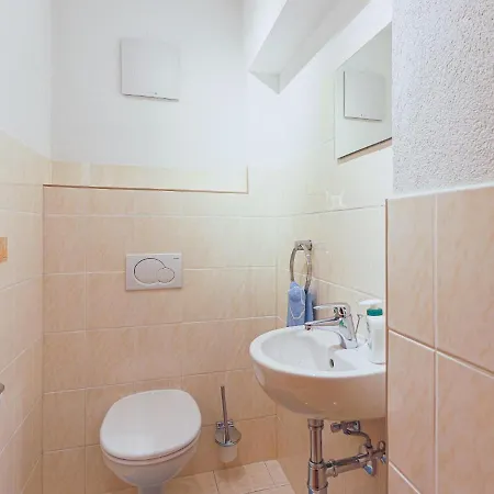 Apartment Glonersbuehelhof 3 *