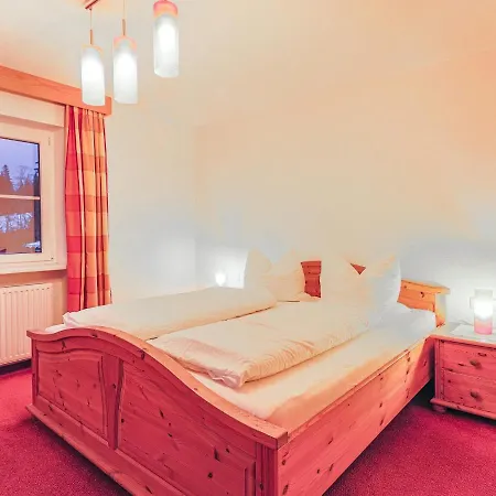 Glonersbuehelhof 3 *