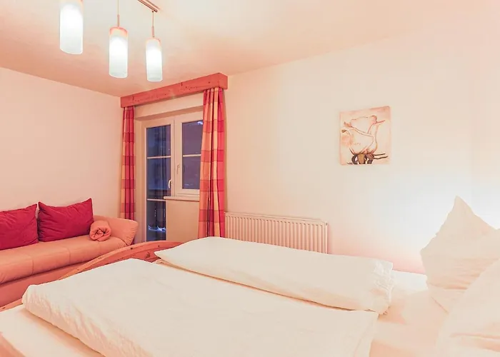 Glonersbuehelhof 3 Apartment