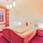 Glonersbuehelhof 3 *